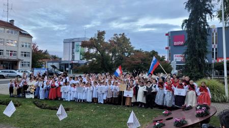 Otroška skupina Verine zvezdice je zastopala Slovenijo na mednarodnem festivalu v Koprivnici na Hrvaškem (10)